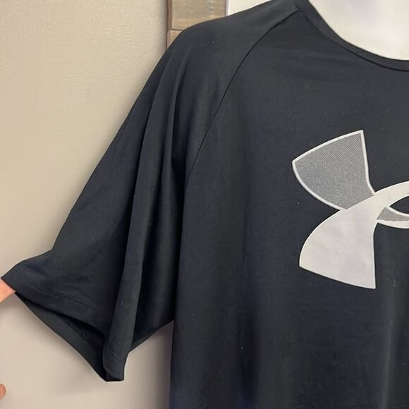 Under Armour Men’s Black w/ Front Logo Short Sleeve Loose HeatGear T-shirt- XL - Picture 6 of 12